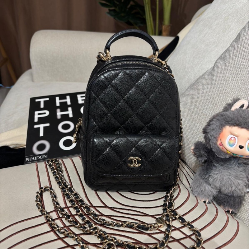 Chanel mini backpack 黑色荔枝牛皮淡金扣迷你背囊24C-0