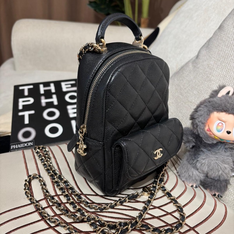 Chanel mini backpack 黑色荔枝牛皮淡金扣迷你背囊24C-1