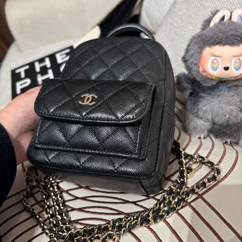 Chanel mini backpack 黑色荔枝牛皮淡金扣迷你背囊24C-11