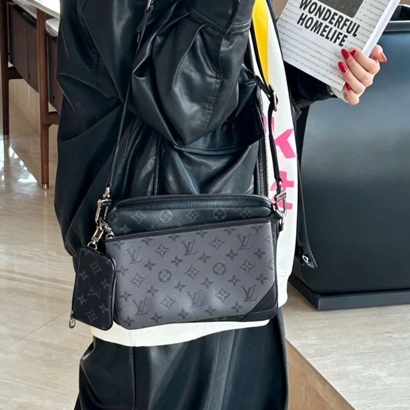 Louis Vuitton路易威登Trio黑武士三合一郵差包🥷-16