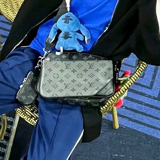 Louis Vuitton路易威登Trio黑武士三合一郵差包🥷-22