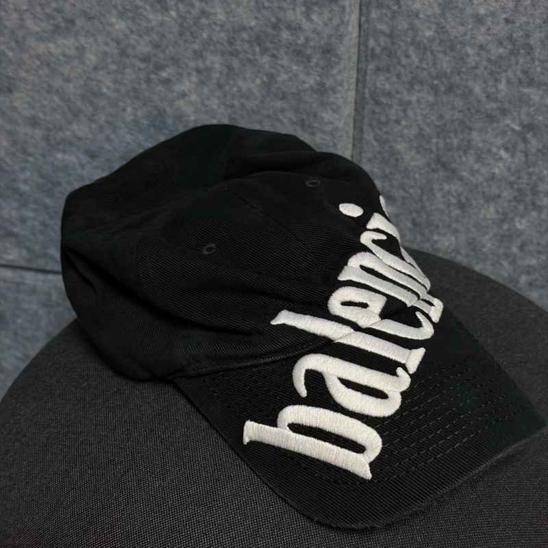 Balenciaga 字樣刺繡老帽 黑色 近全新-4