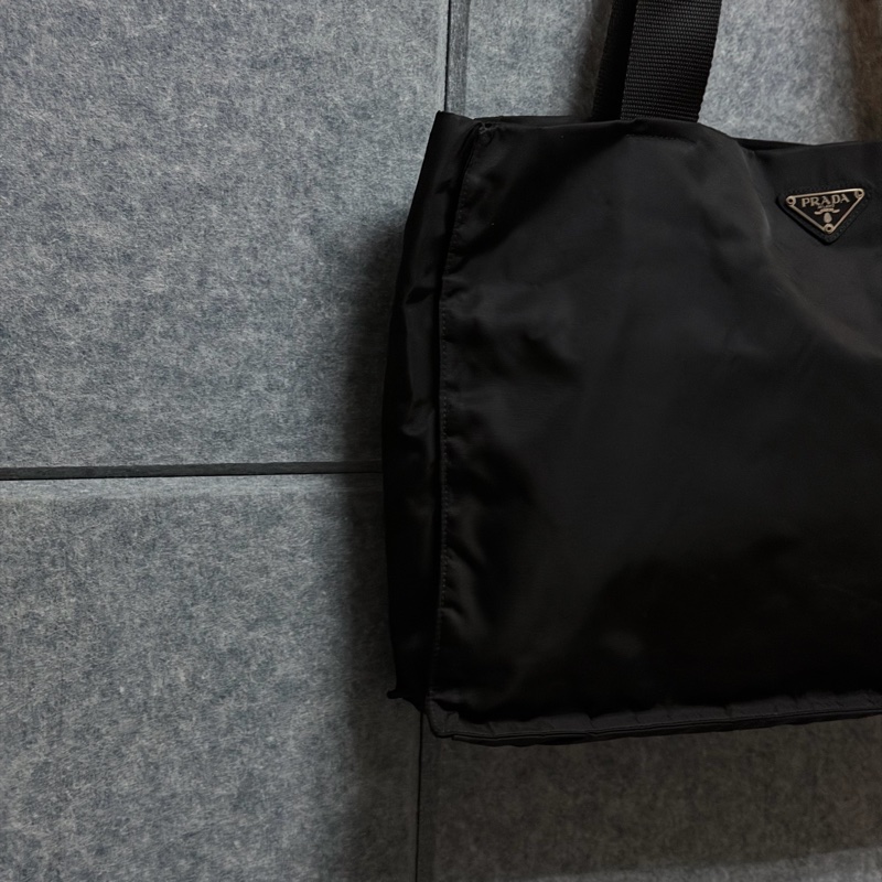 PRADA 尼龍托特包 黑色-2