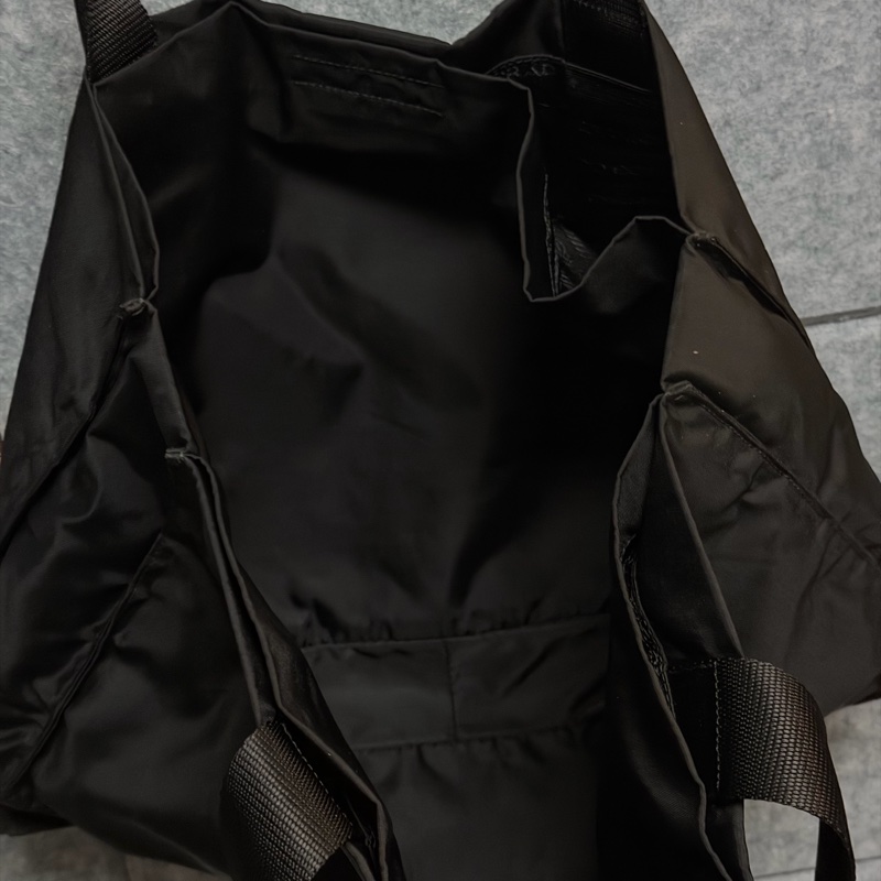 PRADA 尼龍托特包 黑色-7