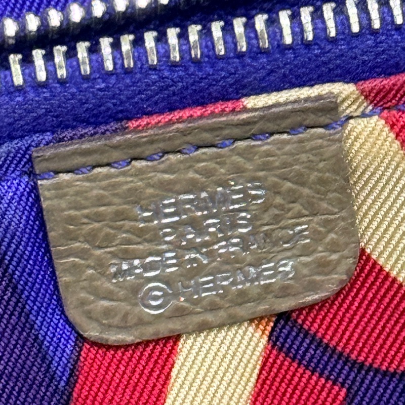 甜賣一週就下架🙌🏻內裡乾淨85新🏅Hermes愛馬仕 大象灰 絲巾長夾-48