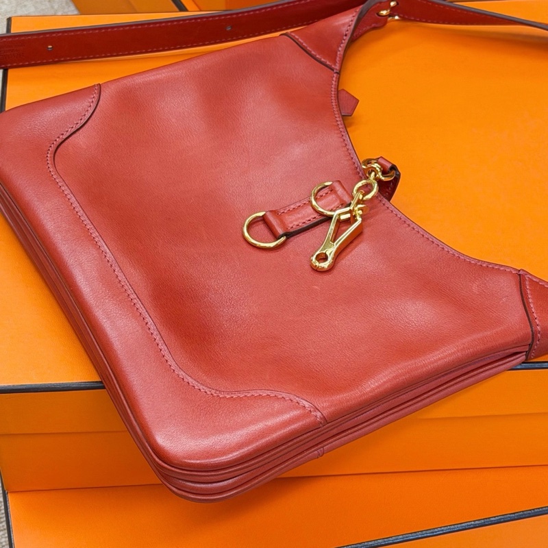 Hermès 愛馬仕Trim Duo 24 pm小號 斜挎包 2V伯爵紅 金扣 Volupto皮 Y刻-1