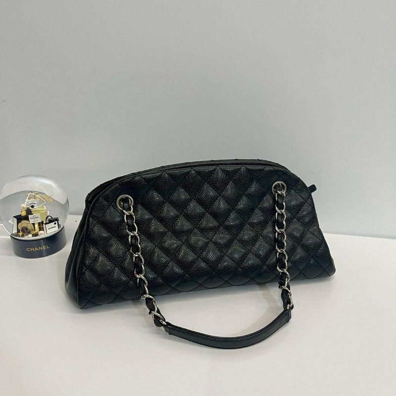 Chanel 保齡球包 黑銀-1