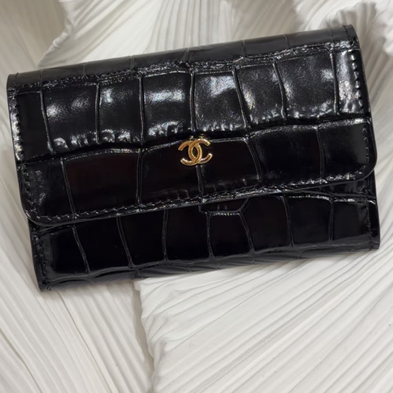 Chanel card holder-3