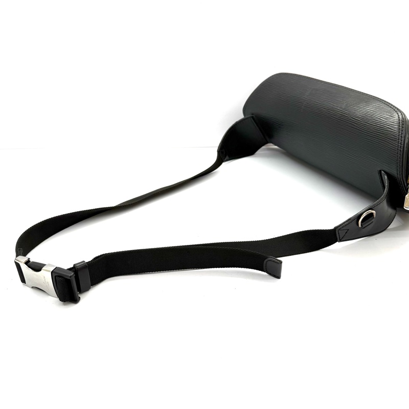 LOUIS VUITTON 路易威登 黑色EPI CIRCLE 腰包 M55131-4