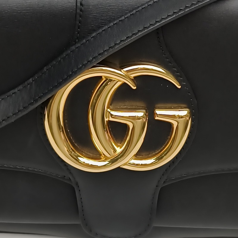 GUCCI Arli小號25黑色牛皮金扣肩背包-4