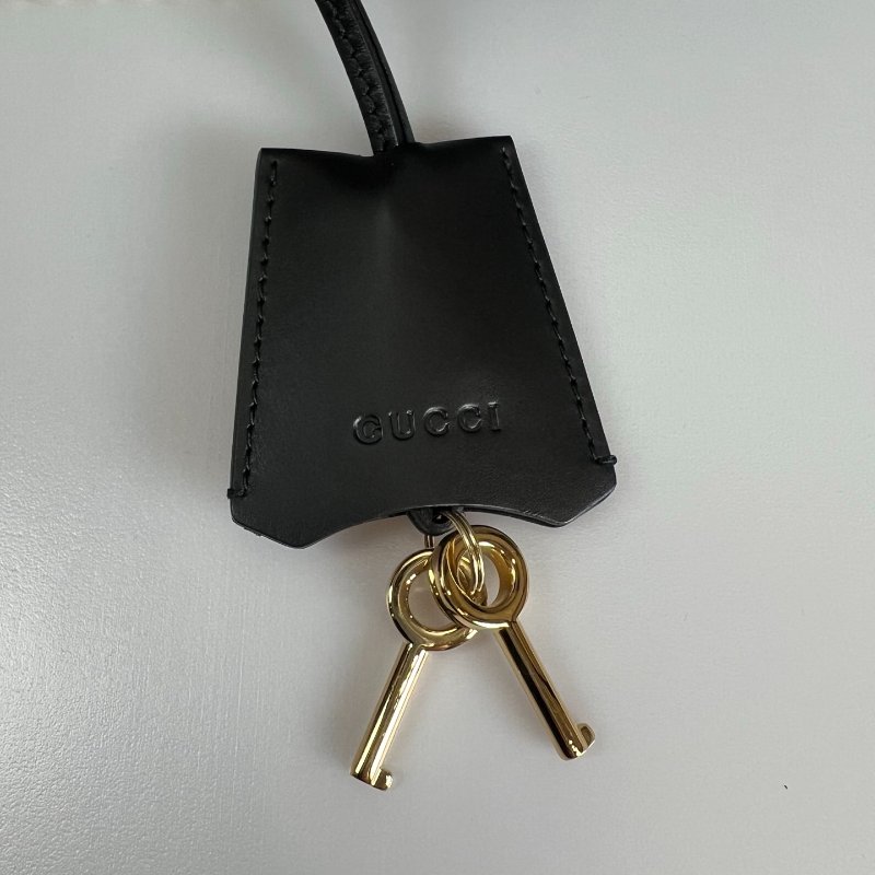 全新品 GUCCI 409487.黑皮革PADLOCK 鏈條包-10