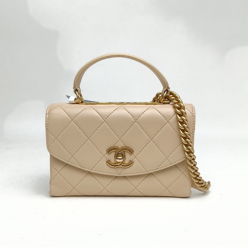 CHANEL 米色羊皮28開金扣19ATrendyCC口蓋包肩背包-0