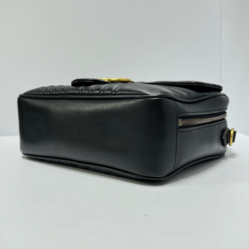 【超級新🆕】GUCCI Marmont 馬夢 經典相機包 斜背包(專櫃10.3萬)-19