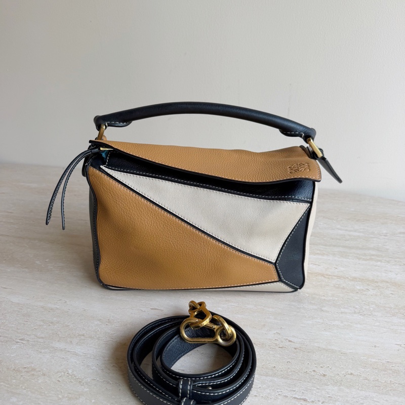 LOEWE羅意威Puzzle拼色幾何包小號 底長24cm-0
