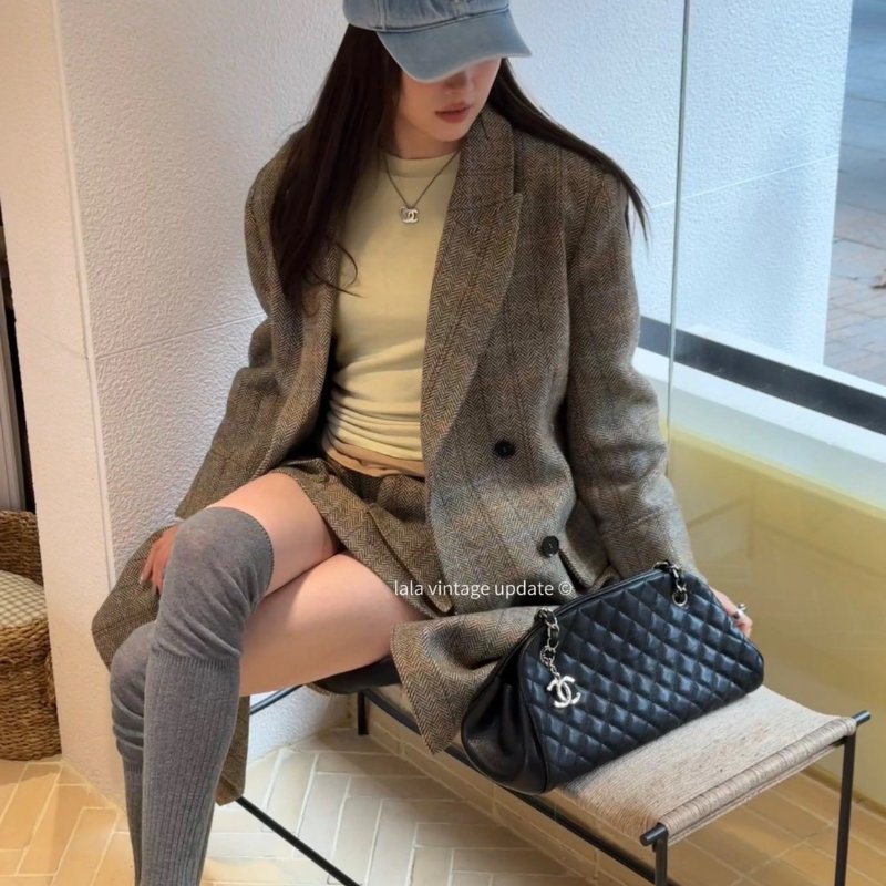 Chanel 保齡球包 黑銀-1