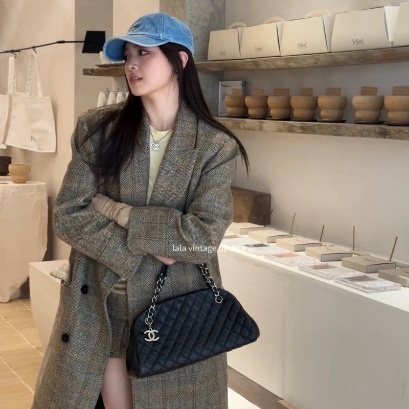 Chanel 保齡球包 黑銀-3