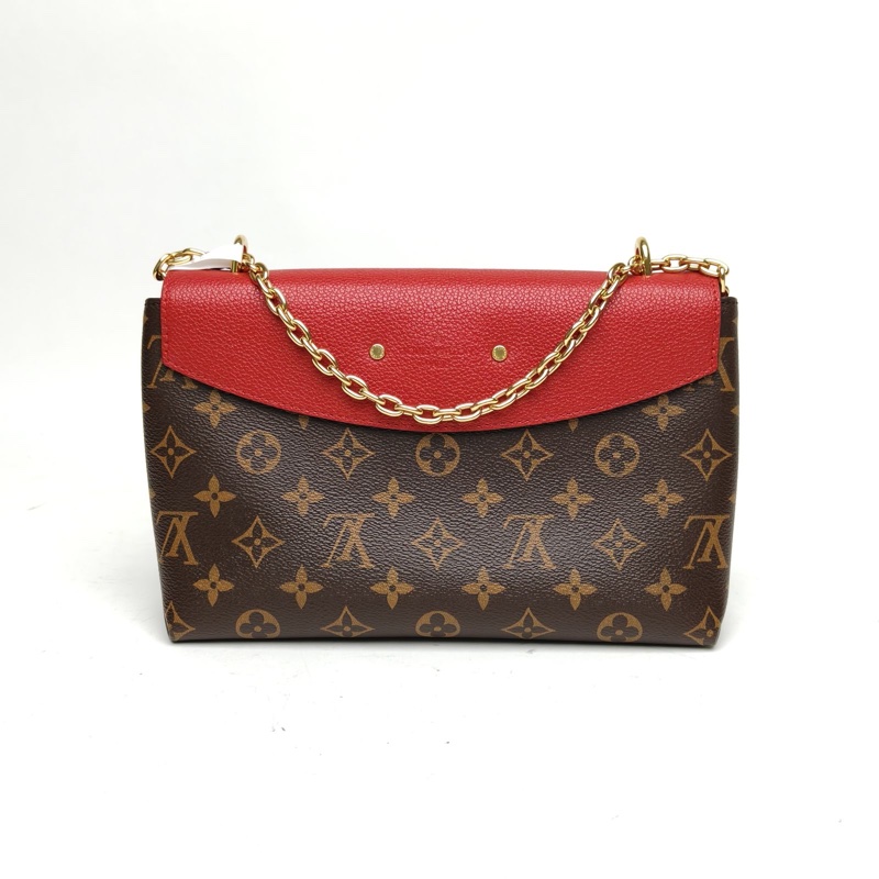 LOUIS VUITTON SAINTPLACIDE紅色牛皮/PVC金扣老花肩背包-2