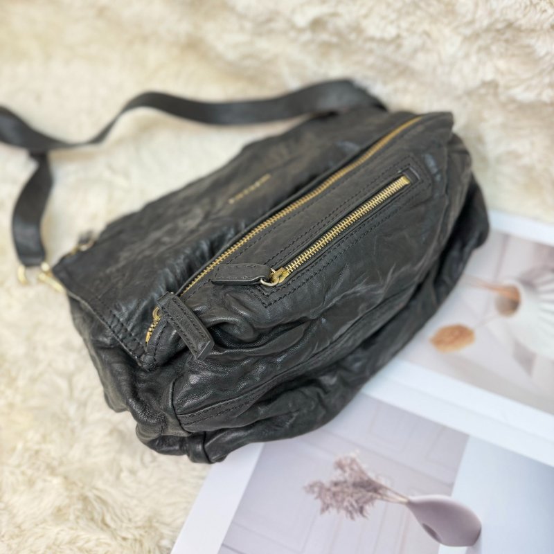 Givenchy Pandora 中號 黑色牛皮-4