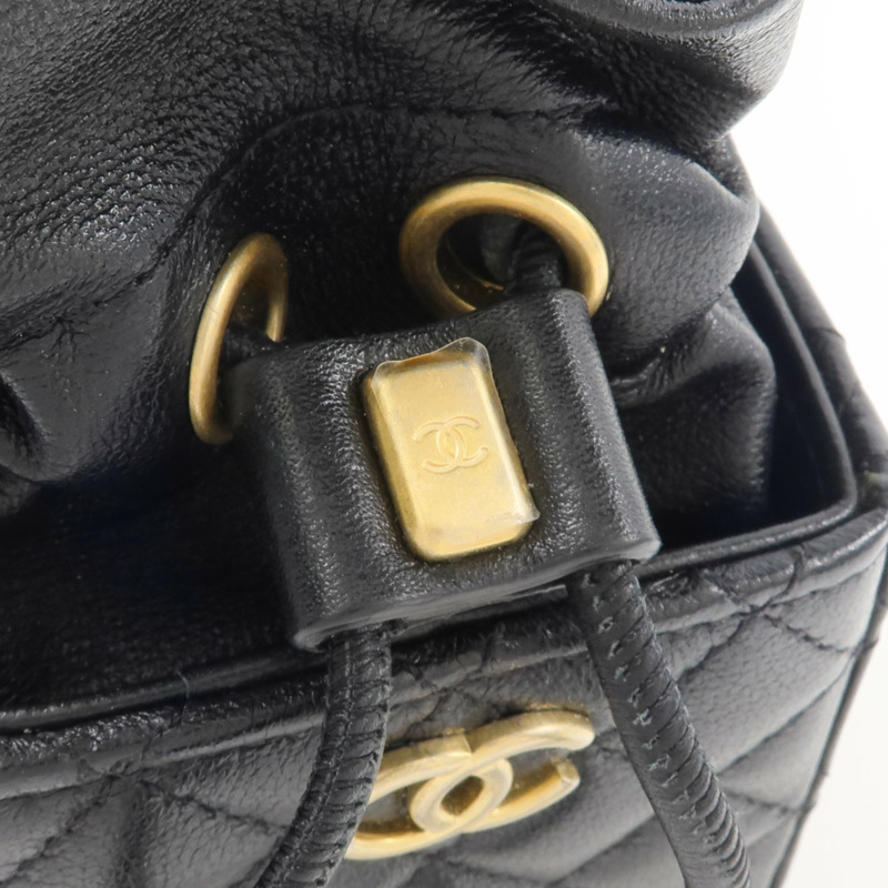 CHANEL 牛皮皮革Mini Drawstring Bucket Bag鏈帶肩背袋-6