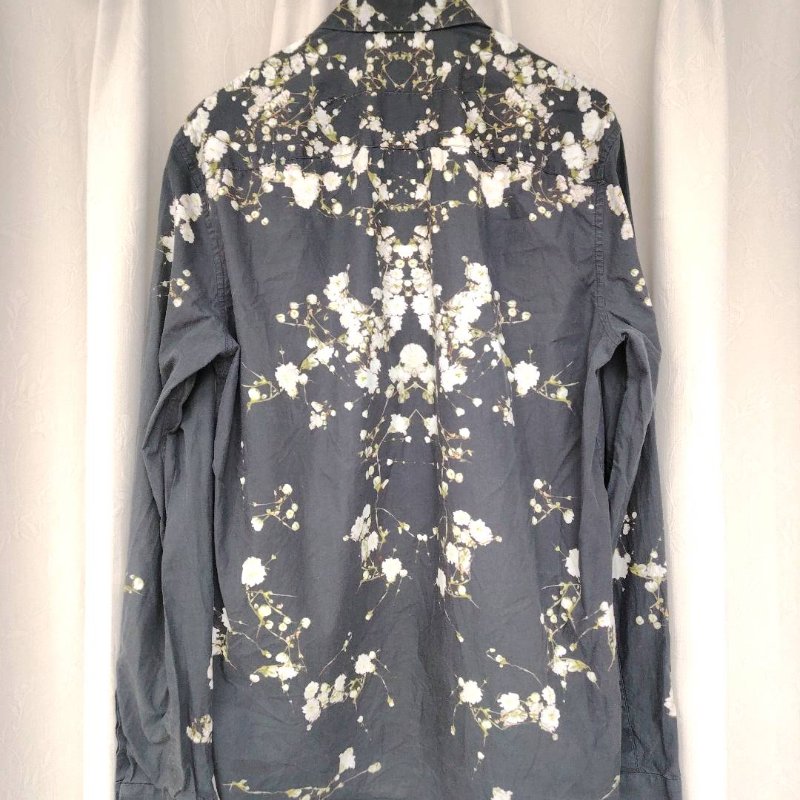 Givenchy 紀梵希 珍珠滿天星襯衫 38碼 無領標-1