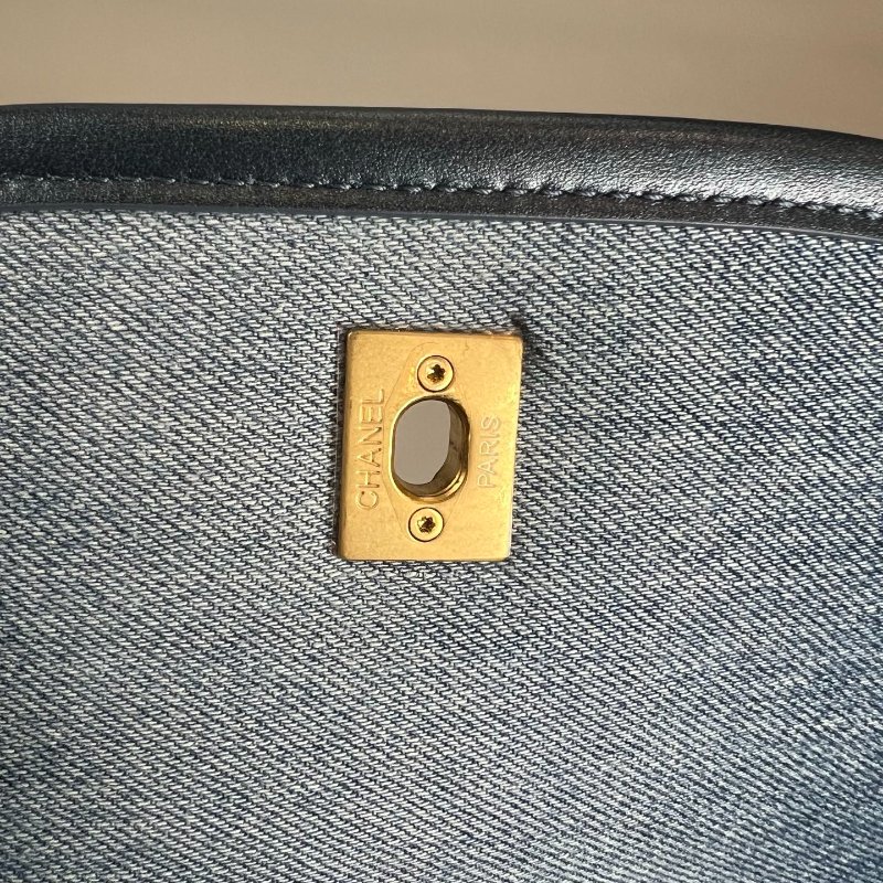 CHANEL季節款 帆布金釦馬鞍包 牛仔藍 AS4850/晶片款-10