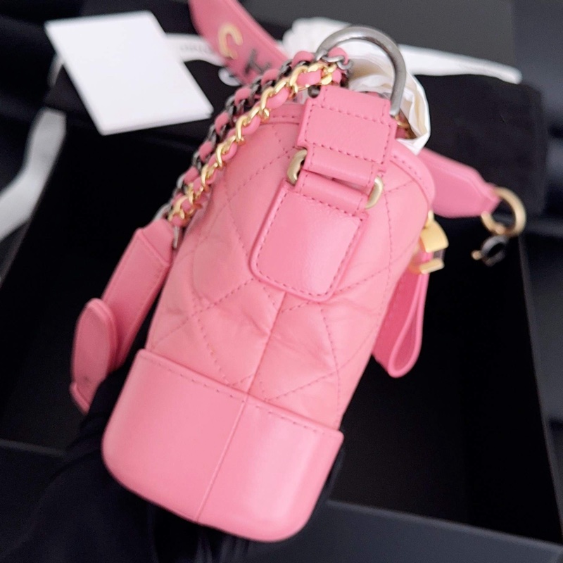 【近新閒置品】高價款閒置品Chanel香奈兒唇膏粉小號手柄流浪鏈條包手柄款29開-5