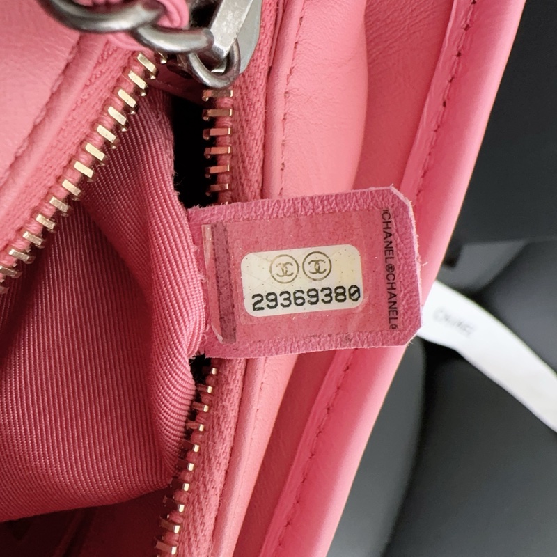 【近新閒置品】高價款閒置品Chanel香奈兒唇膏粉小號手柄流浪鏈條包手柄款29開-15