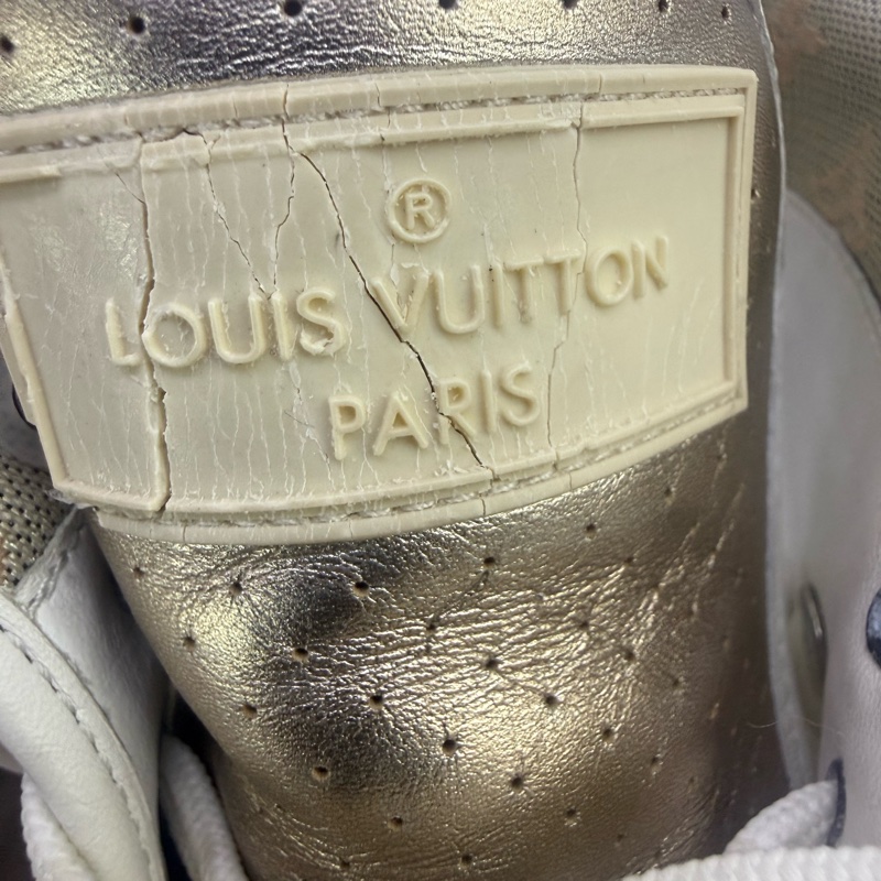 Louis Vuitton Trainers EU 37-4