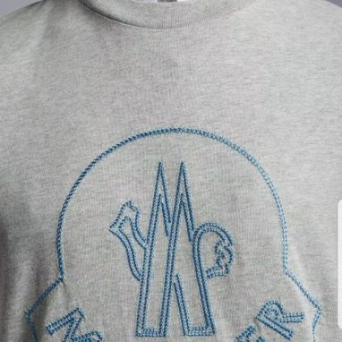 💎Han's house精品服飾💎moncler 刺繡 LOGO 短 T 男女共穿 現貨 S 原價10800-3