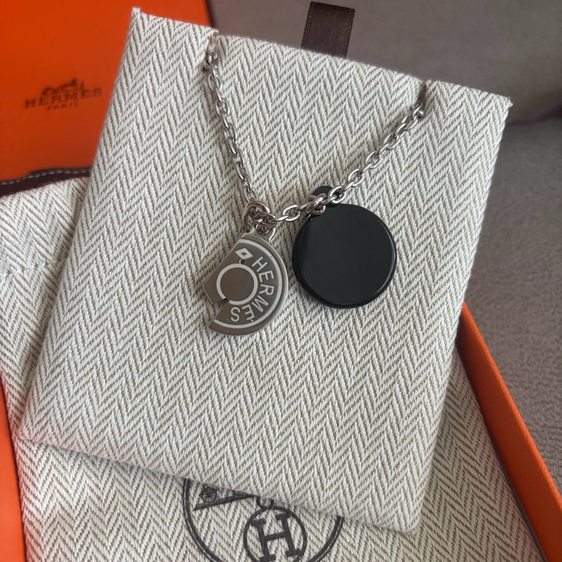 愛馬仕牛角頸鏈 Hermes Carousell necklace-1