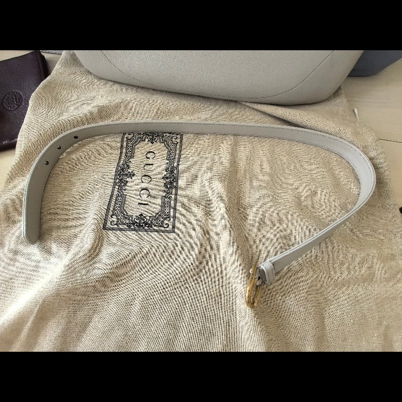 GUCCI Aphrodite雙G全皮革肩背包-12