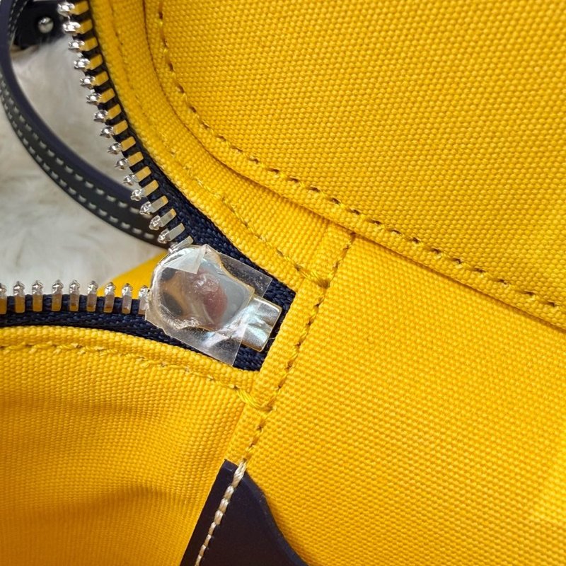 Goyard Muse 海藍色 迷小型帆布 小牛皮化妝袋-5