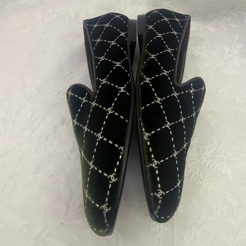 Chanel Flats EU 37.5-11