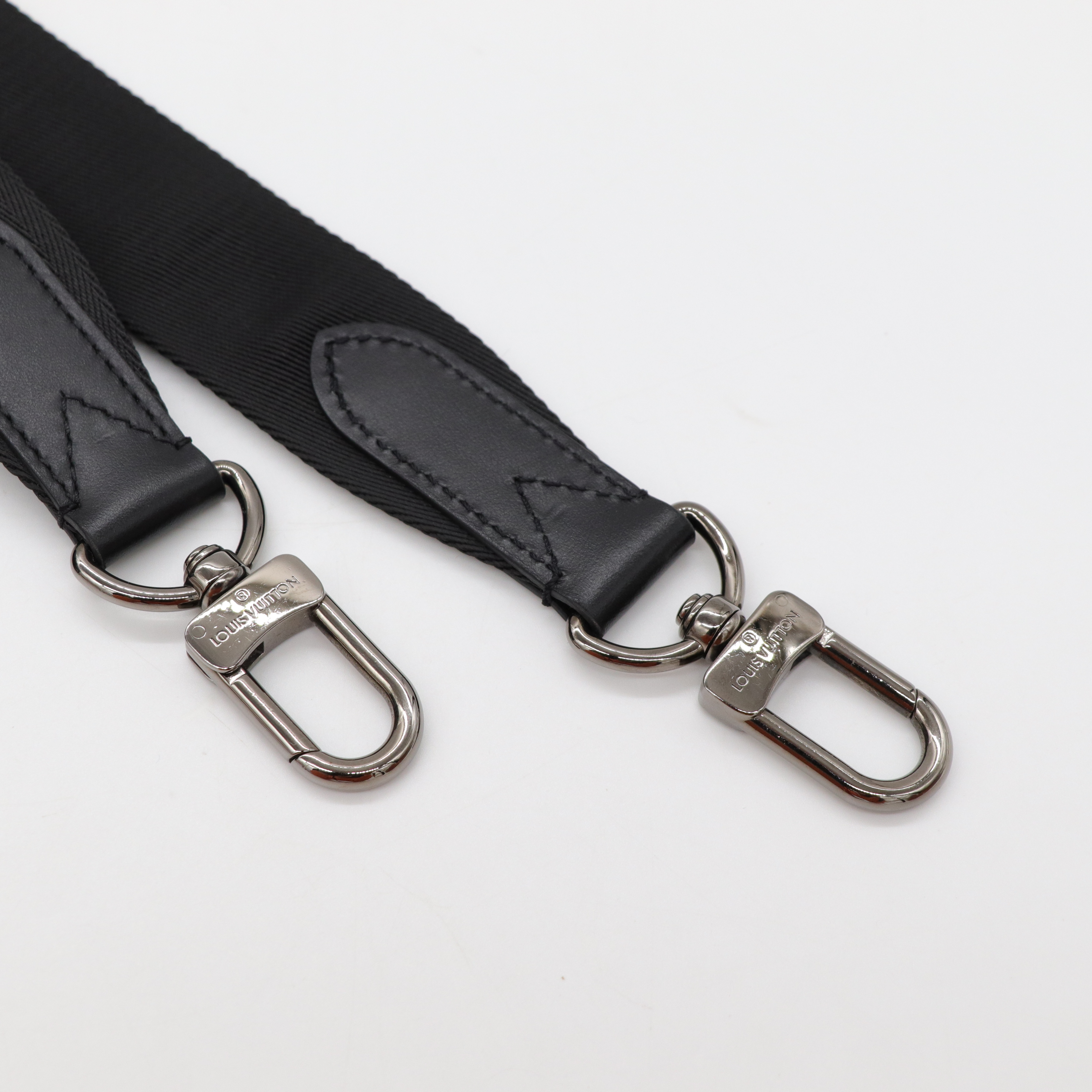 Louis Vuitton路易威登 黑色City Keepall Eclipse帆布 斜背包-15