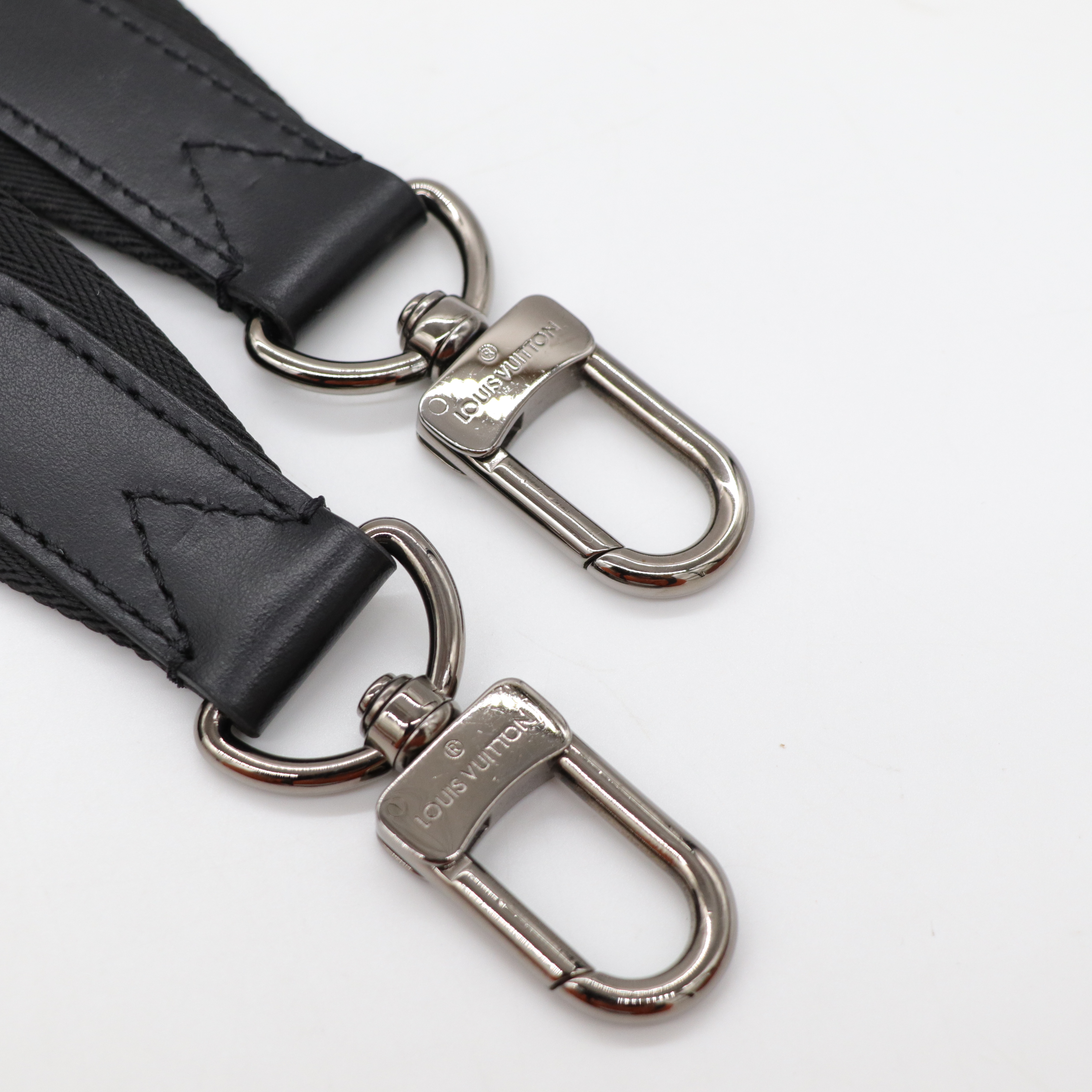 Louis Vuitton路易威登 黑色City Keepall Eclipse帆布 斜背包-16