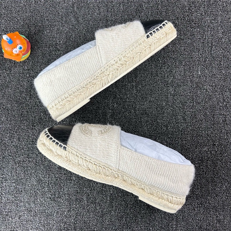 Chanel香奈兒24B黑白拼色漁夫鞋 尺碼:39 經典雙C刺繡設計-2