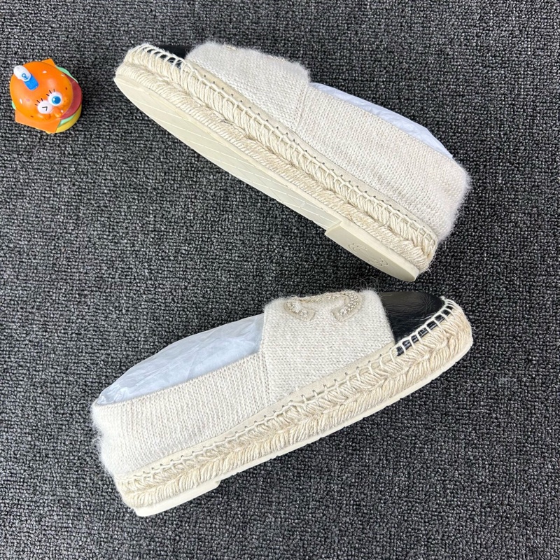 Chanel香奈兒24B黑白拼色漁夫鞋 尺碼:39 經典雙C刺繡設計-3