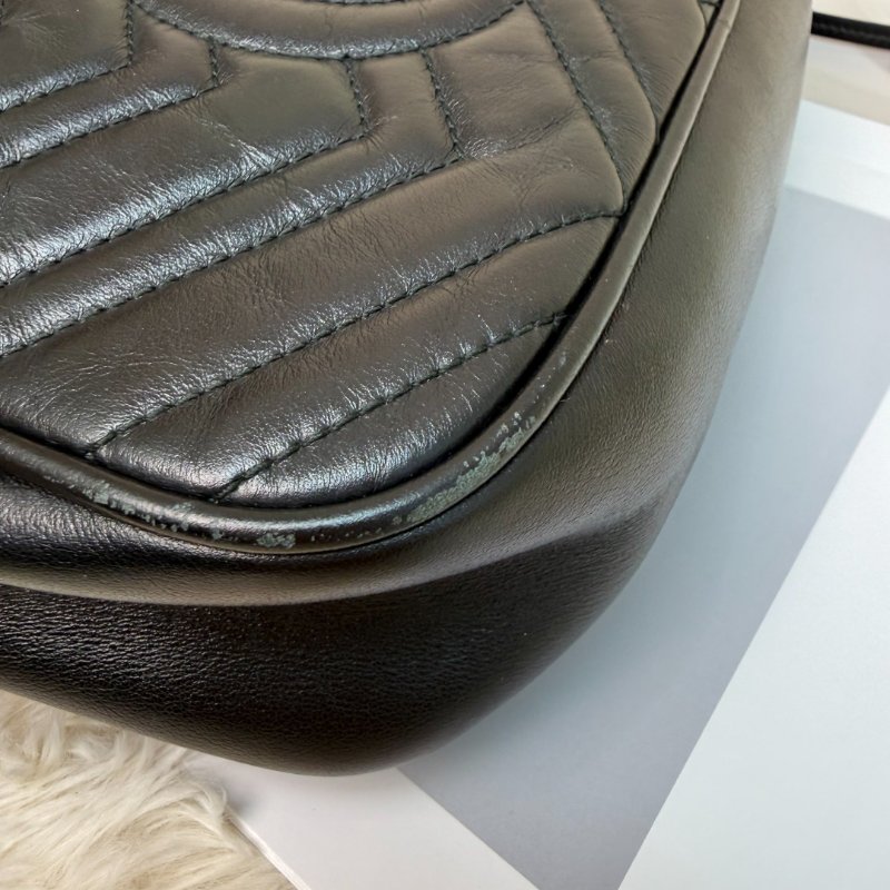 GUCCI 馬蒙 Marmont 相機包 黑色 波浪紋 牛皮 小號 24-3