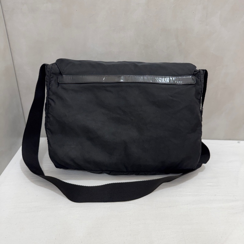 【赫蒂國際精品】 PRADA 經典三角LOGO尼龍翻蓋雙扣中性斜背包/郵差包 中古款vintage-3