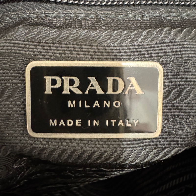 【赫蒂國際精品】 PRADA 經典三角LOGO尼龍翻蓋雙扣中性斜背包/郵差包 中古款vintage-23