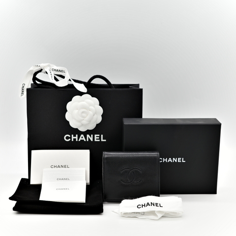 Chanel caviar leather wallet