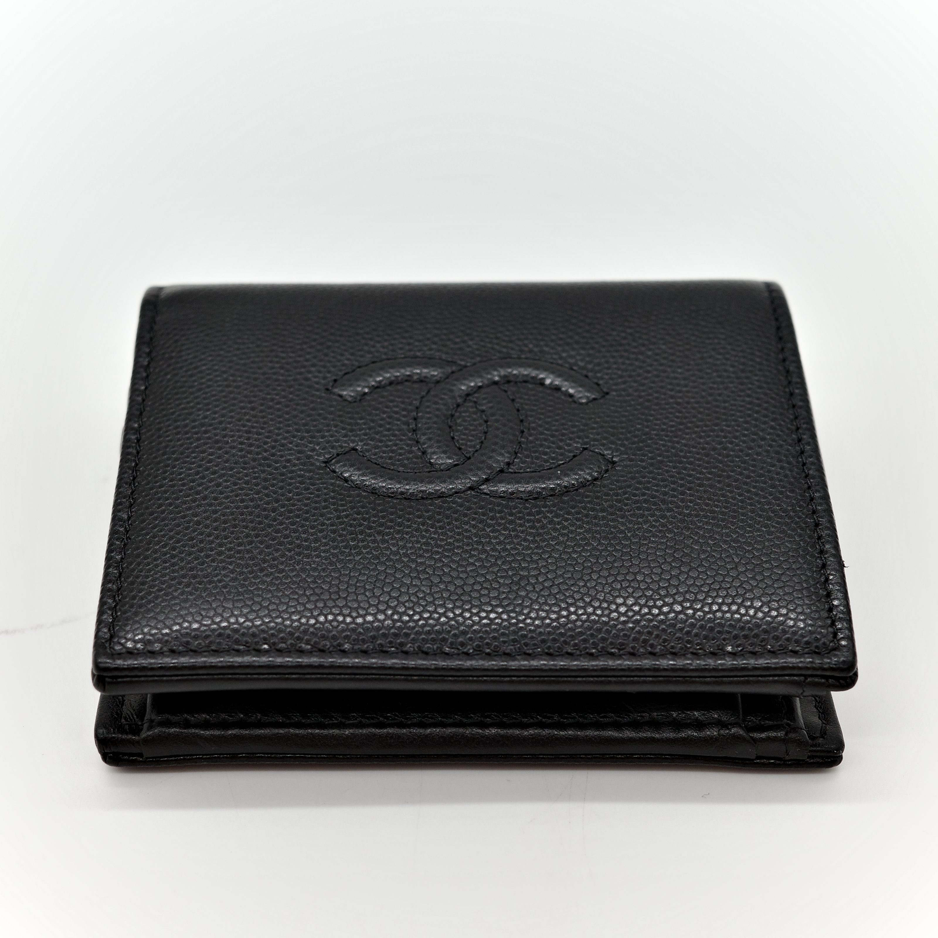 Chanel caviar leather wallet-3