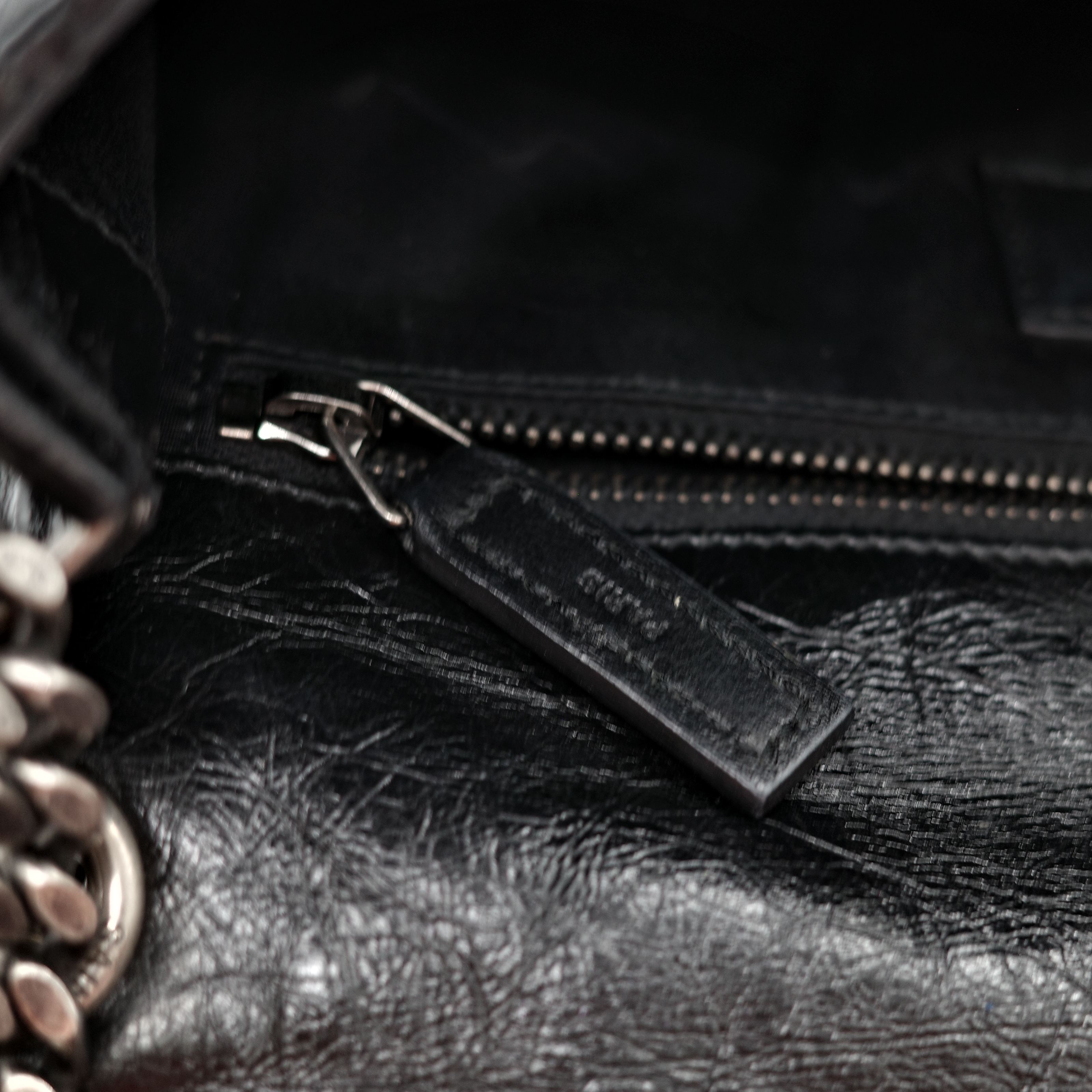 Saint Laurent YSL 聖羅蘭 黑色 BLACK NIKI 復古褶皺鏈條單肩包 翻蓋包-23