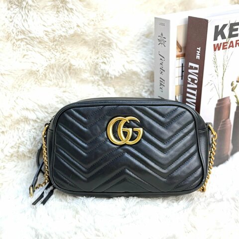 GUCCI 馬蒙 Marmont 相機包 黑色 波浪紋 牛皮 小號 24