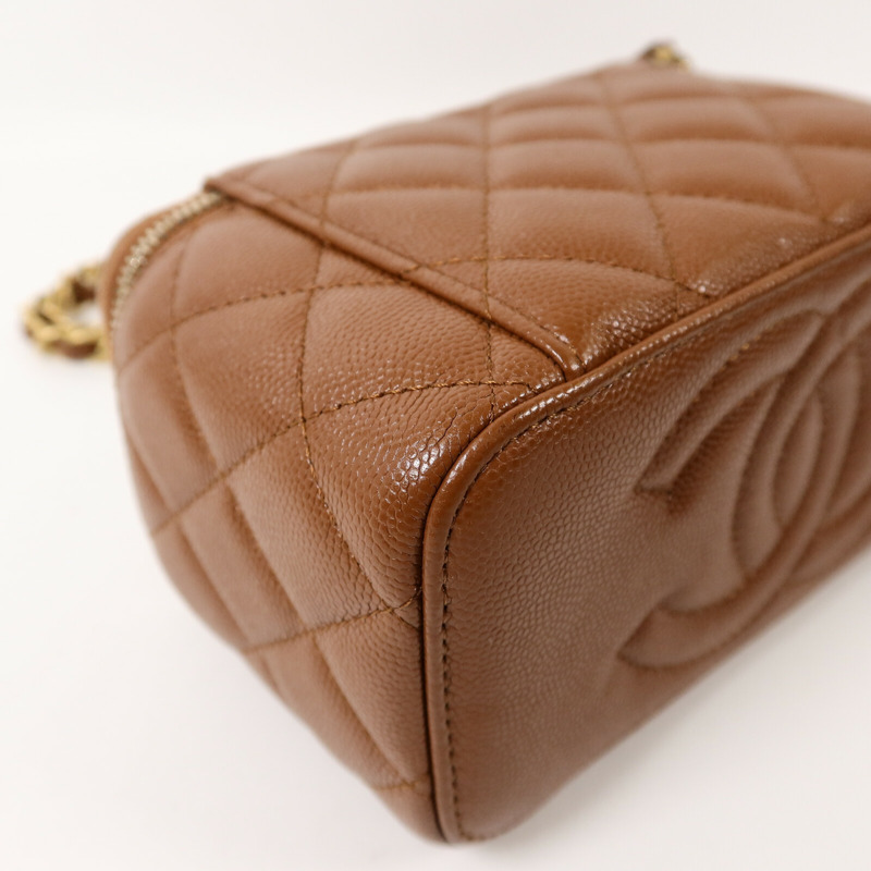 CHANEL 牛皮皮革Vanity Case鏈帶肩背袋-16