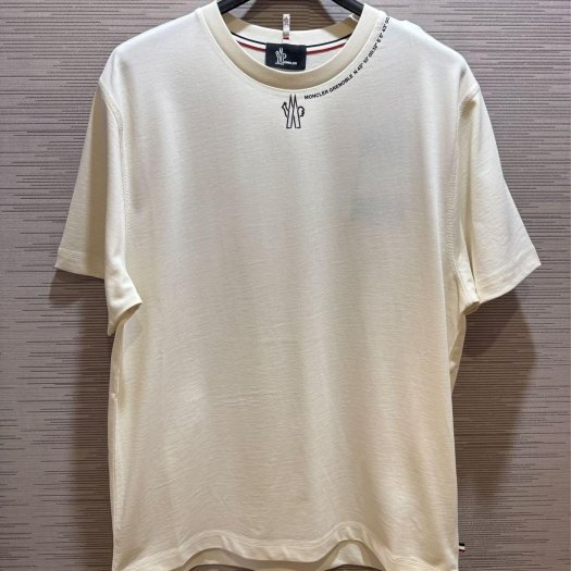 💎Han's house精品服飾💎moncler 滑雪系列 短 T 白 現貨 M / L 原價13100-0