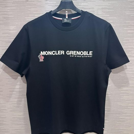💎Han's house精品服飾💎moncler 滑雪系列 LOGO 短 T 黑 現貨 S/M/L 原價13400-0