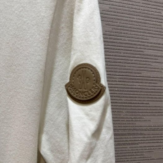 💎Han's house精品服飾💎moncler 立體 LOGO 短 T 現貨 S 原價16300-4