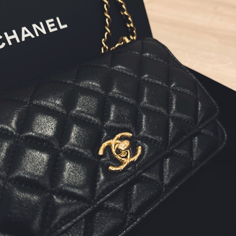 23C CHANEL WOC-2