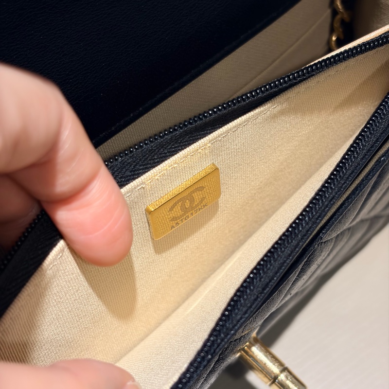 23C CHANEL WOC-14